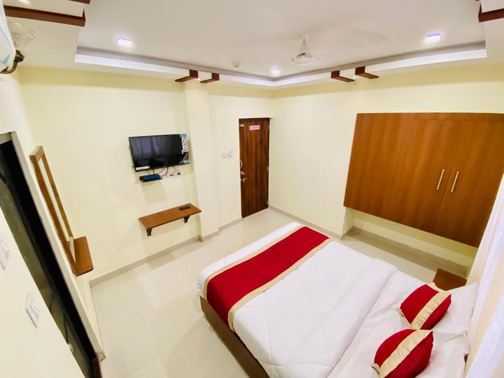Отель Prabhuvihar Residency Альто-Порворим Экстерьер фото