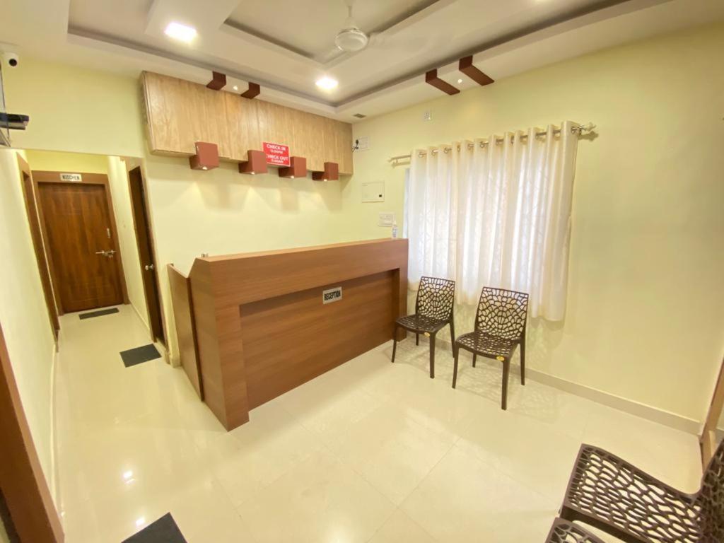 Отель Prabhuvihar Residency Альто-Порворим Экстерьер фото