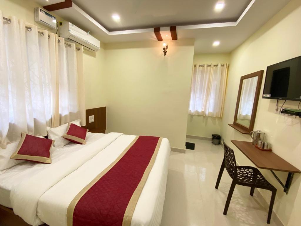 Отель Prabhuvihar Residency Альто-Порворим Экстерьер фото