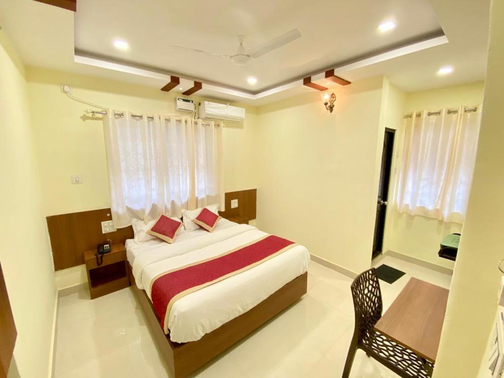 Отель Prabhuvihar Residency Альто-Порворим Экстерьер фото