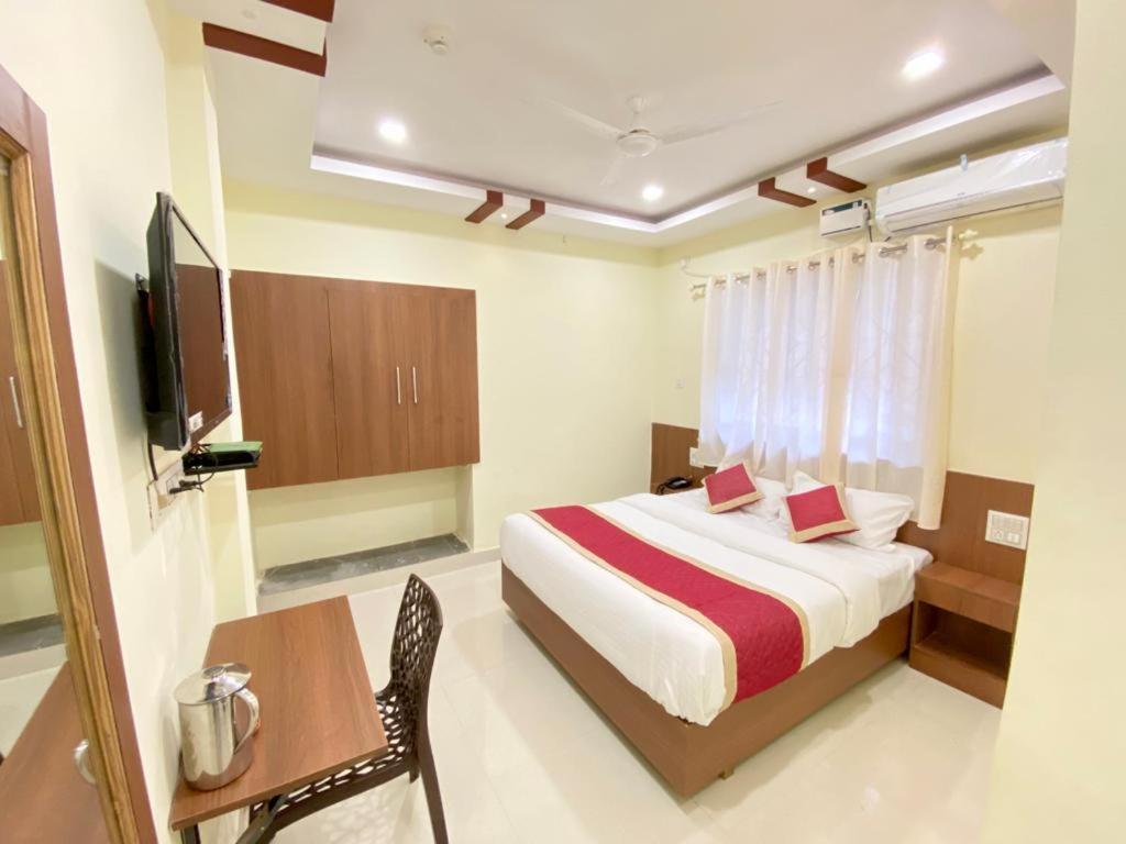 Отель Prabhuvihar Residency Альто-Порворим Экстерьер фото