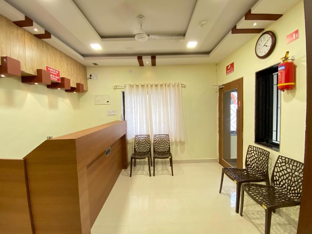 Отель Prabhuvihar Residency Альто-Порворим Экстерьер фото
